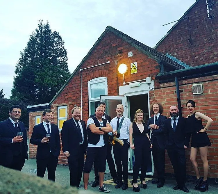 At The Dove Club, Rollestone